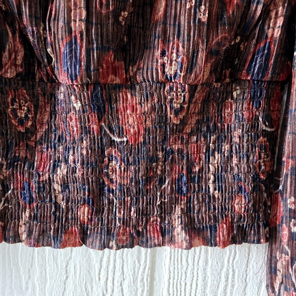 Joie Boho Floral Metallic Smocked Cropped Peasant Top Sheer Sleeves Brown Large - Picture 5 of 7